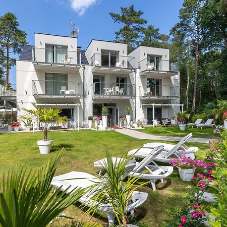 Majestique Hotell Pobierowo Exteriör bild