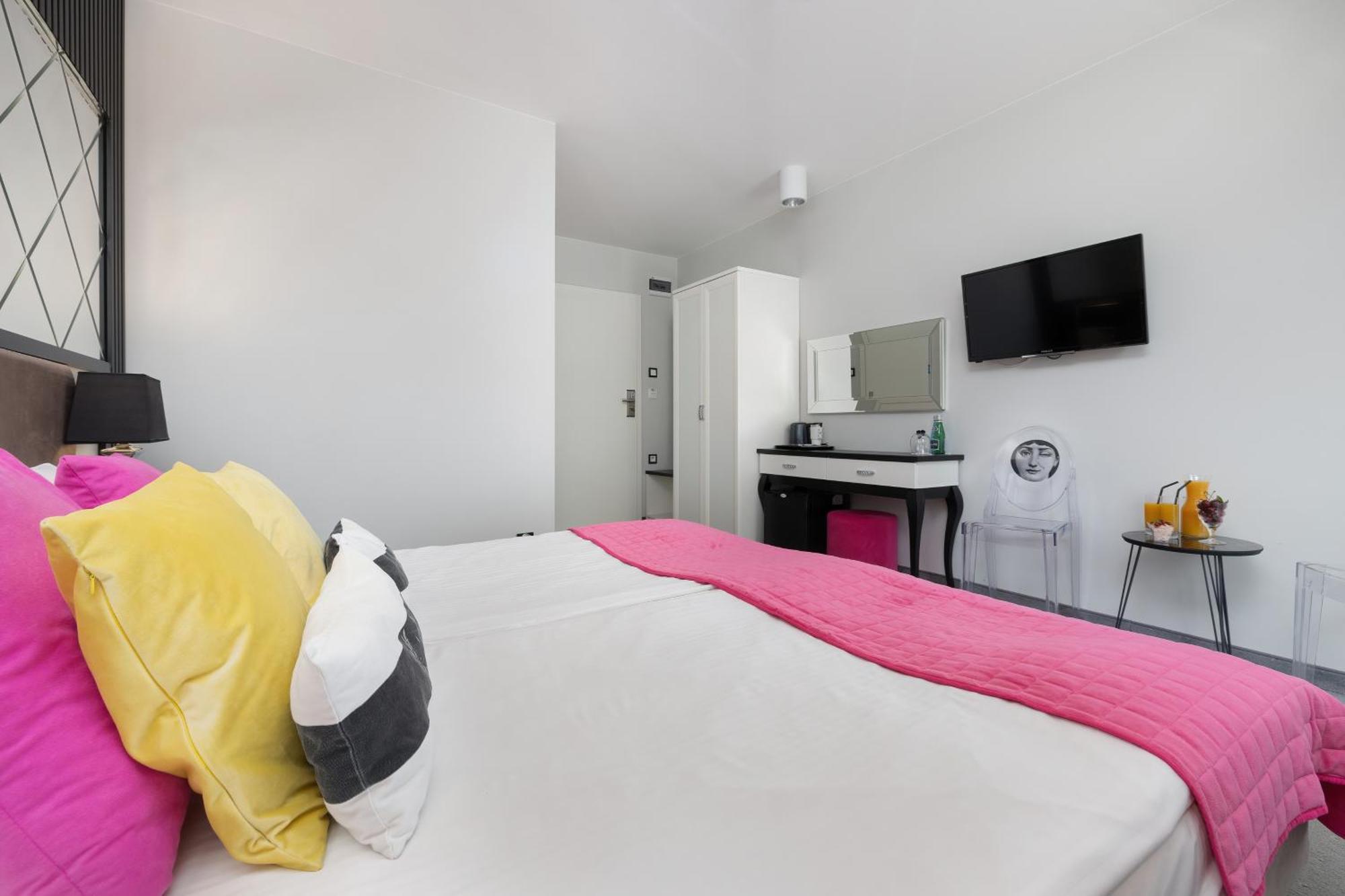 Majestique Hotell Pobierowo Rum bild