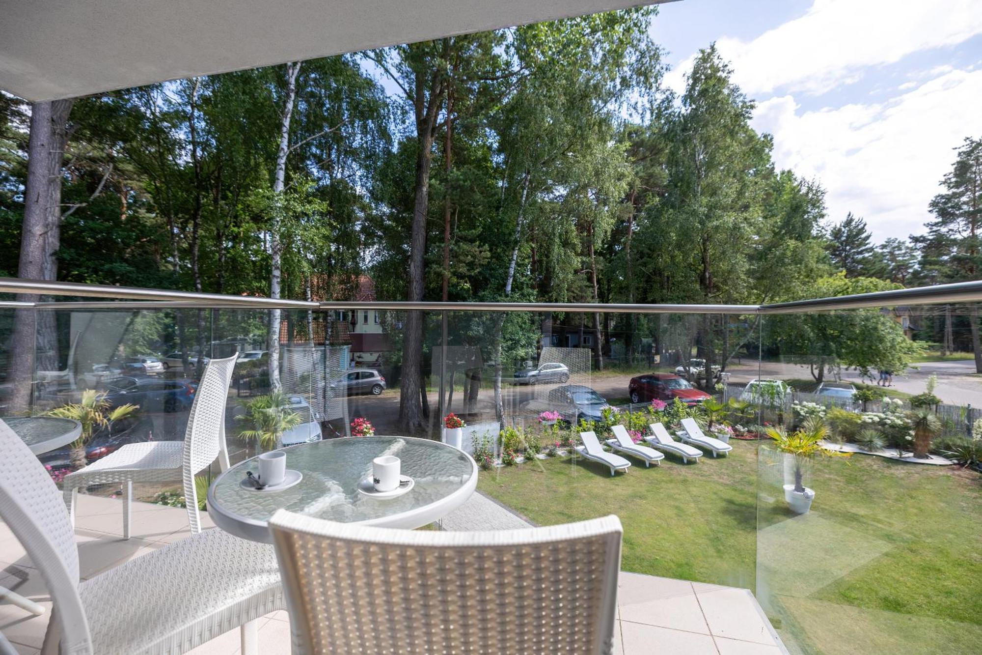 Majestique Hotell Pobierowo Rum bild