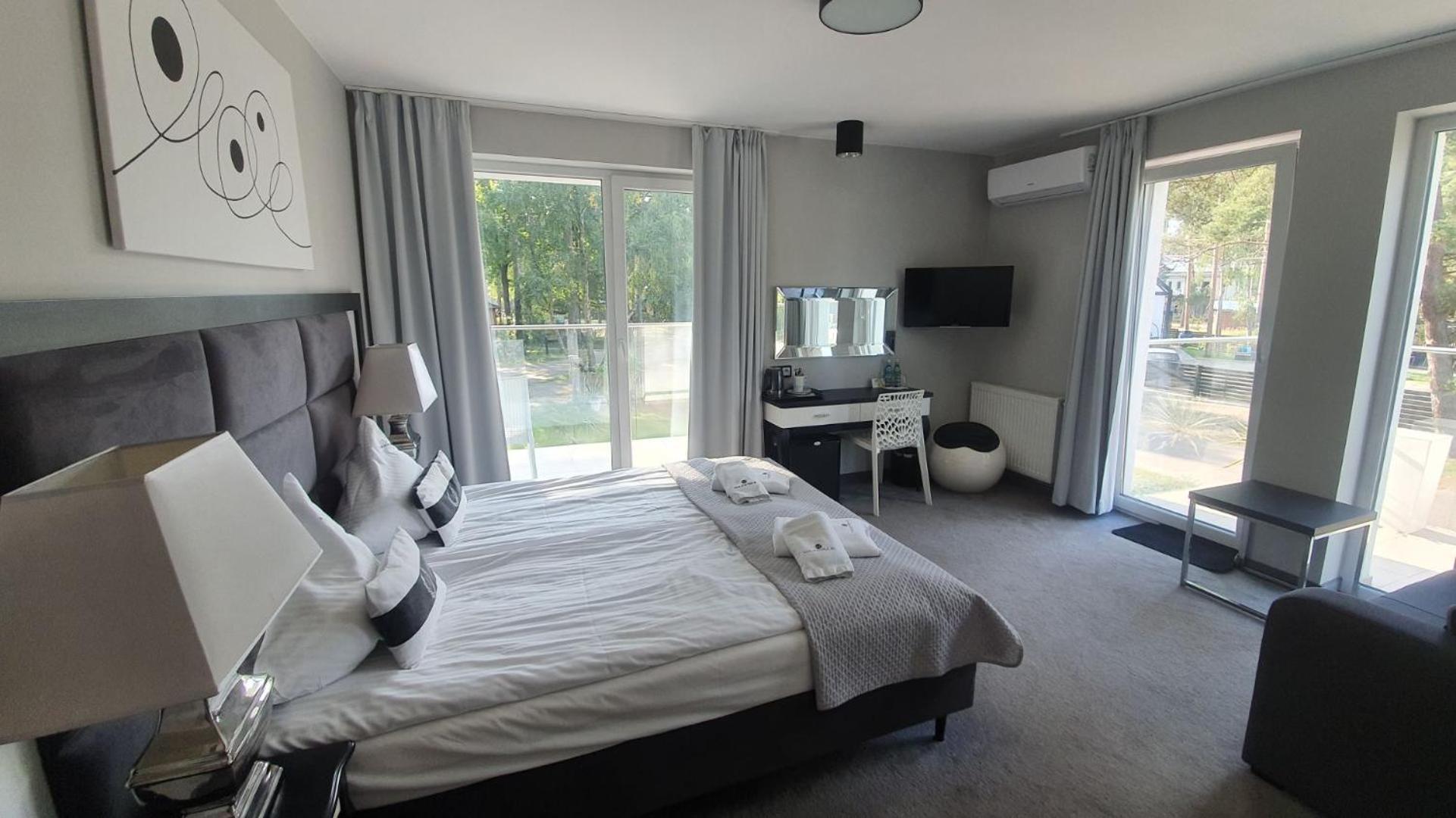 Majestique Hotell Pobierowo Rum bild