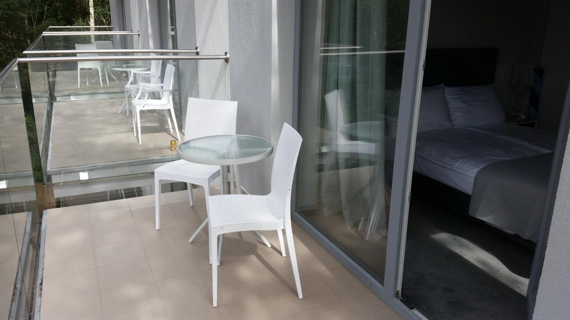 Majestique Hotell Pobierowo Rum bild